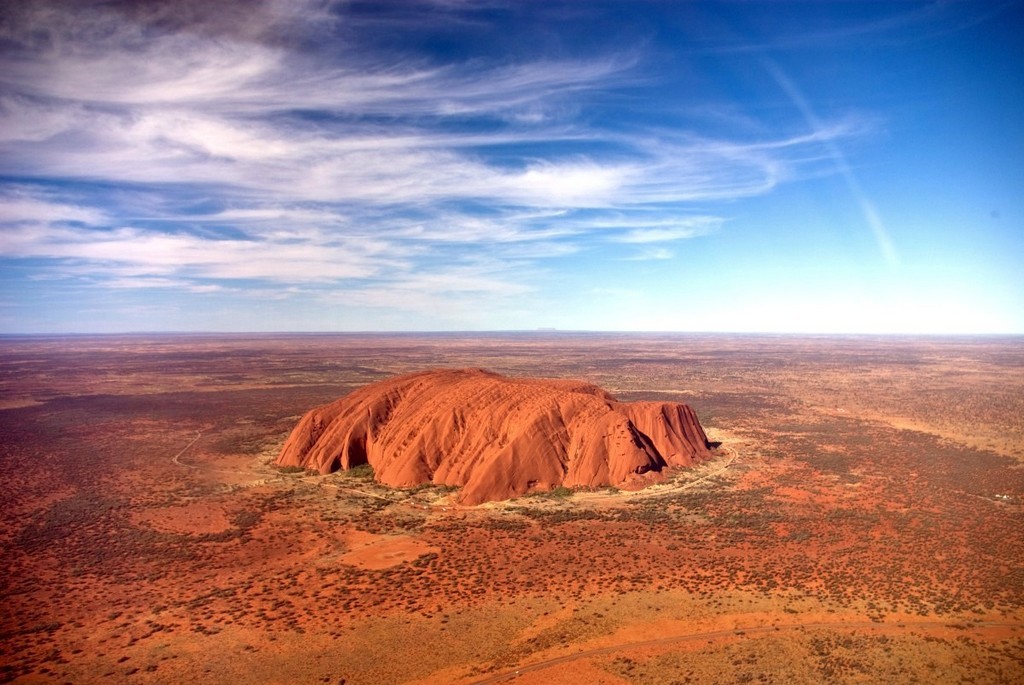 Uluru-in-Australia- 10 locuri spirituale care